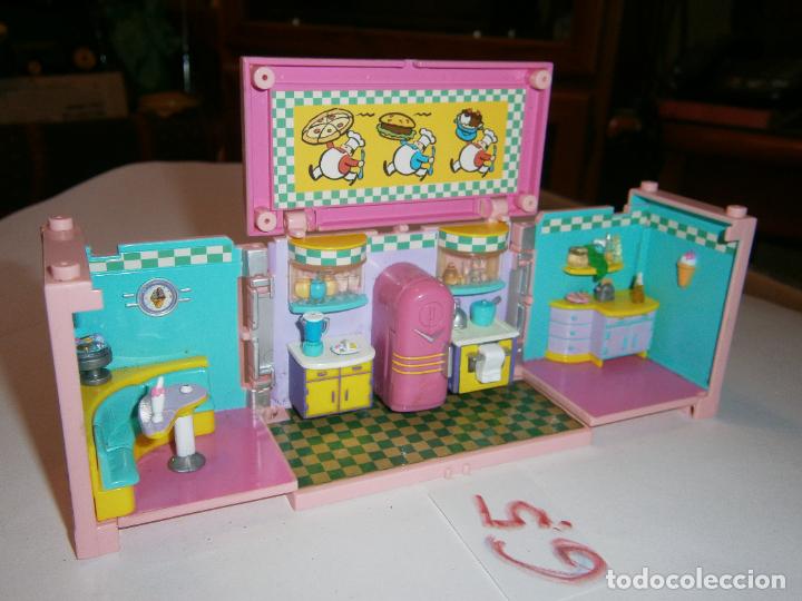 Figuras de goma y PVC: DIORAMA ESCENARIO MODULO COCINA BLUE BIRD - Foto 3