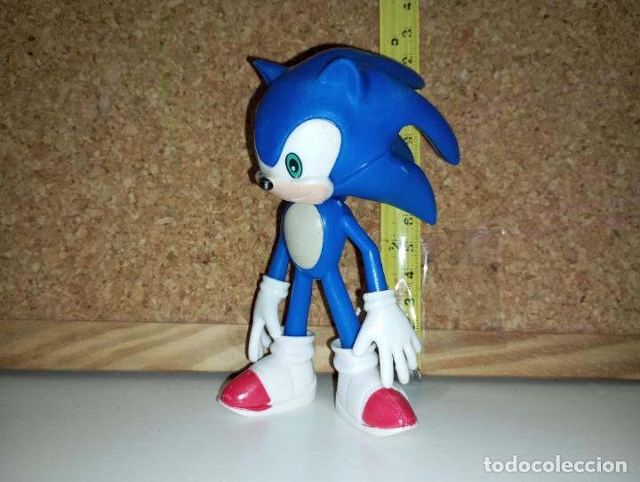 Figuras de goma y PVC: Mu&ntilde;eco figura Sonic - Foto 6
