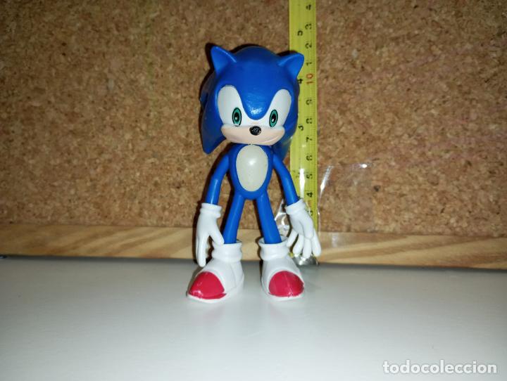 Figuras de goma y PVC: Mu&ntilde;eco figura Sonic - Foto 1
