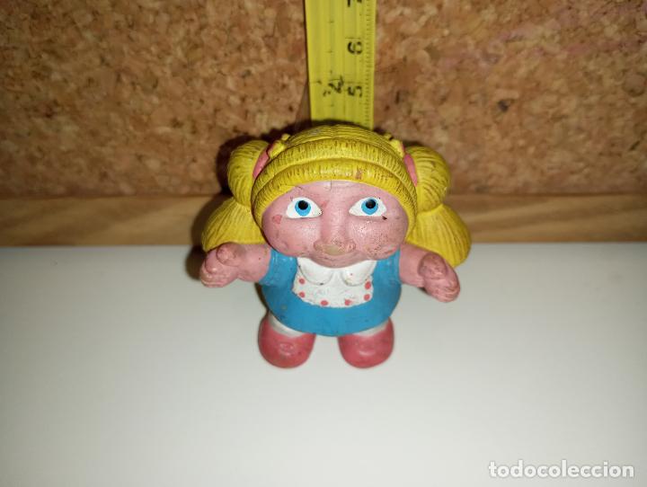 Figuras de goma y PVC: Mu&ntilde;eco figura MU&Ntilde;ECA REPOLLO CABBAGE PATCH KIDS - Foto 2