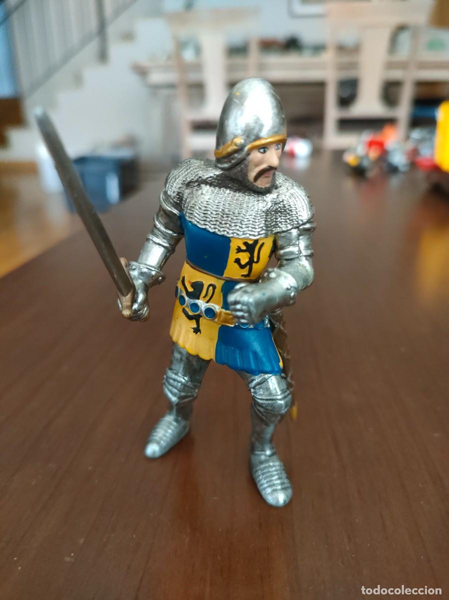 Figuras de goma y PVC: Caballero Schleich - Foto 1