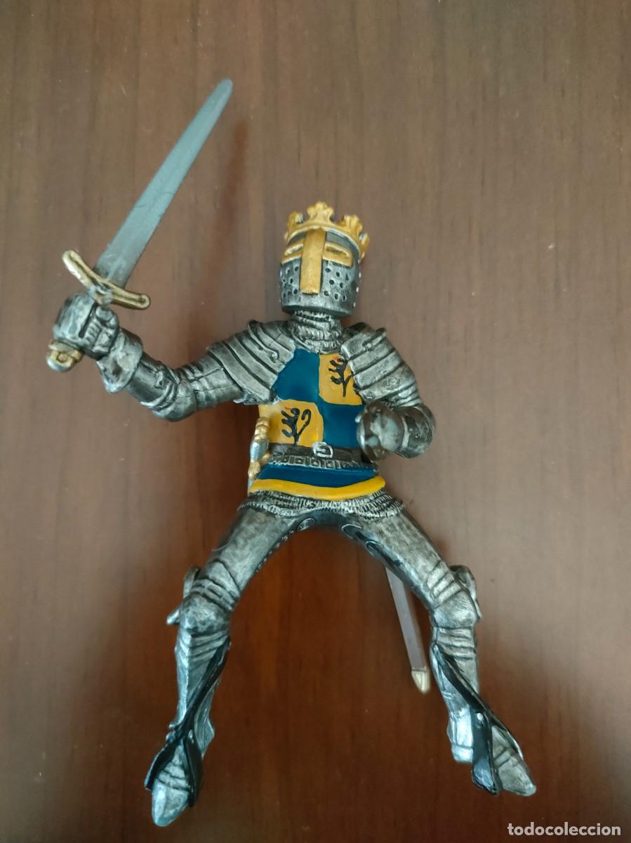 Figuras de goma y PVC: Caballero Schleich - Foto 1