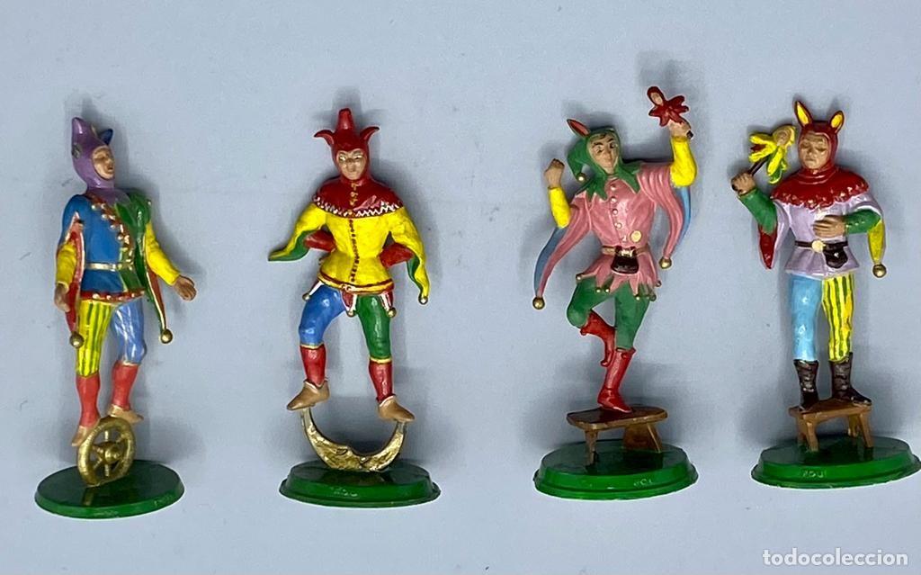 Figuras de goma y PVC: CORTE Y BUFONES - Foto 3
