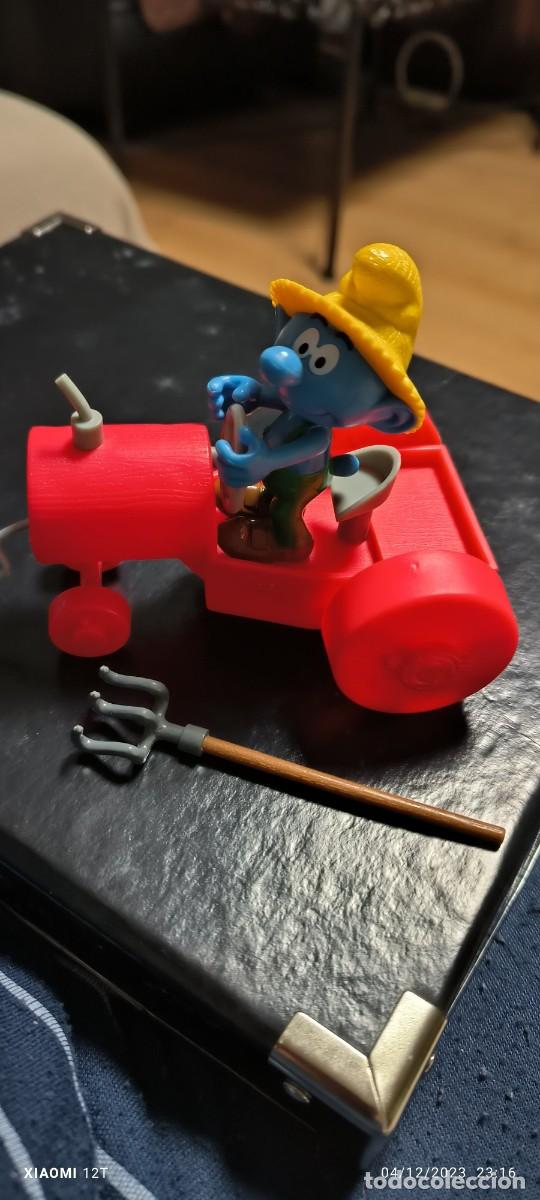 Figuras de Goma y PVC: PITUFO GRANJERO + TRACTOR
