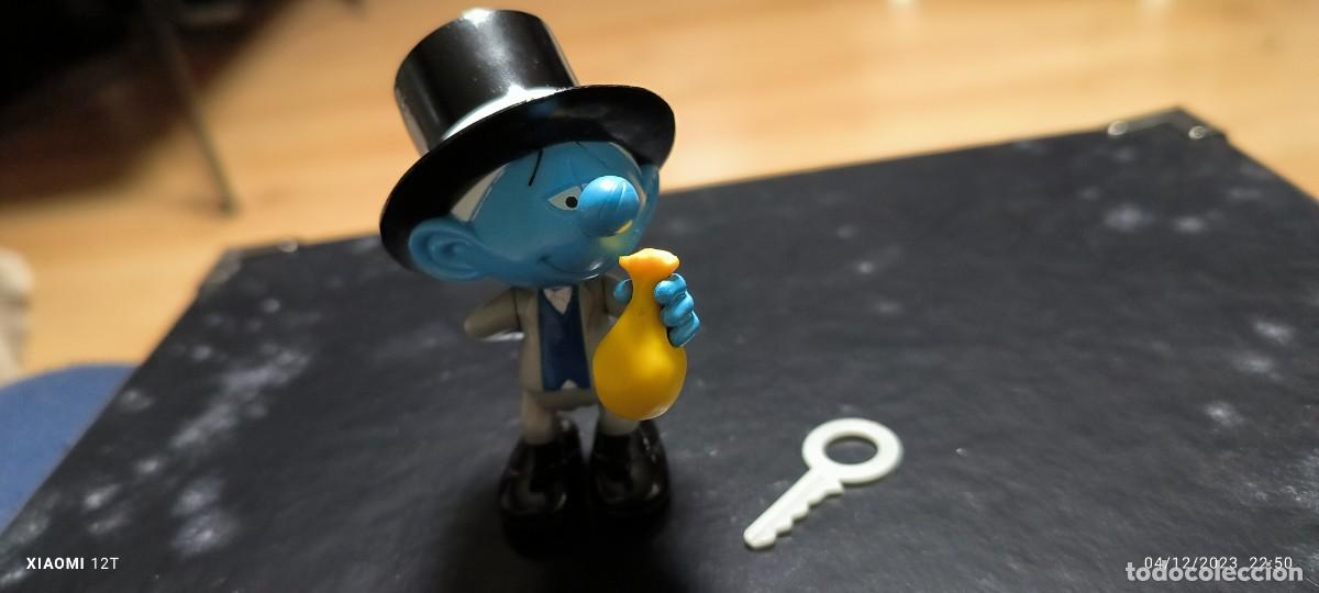 Figuras de Goma y PVC: PITUFO BANQUERO