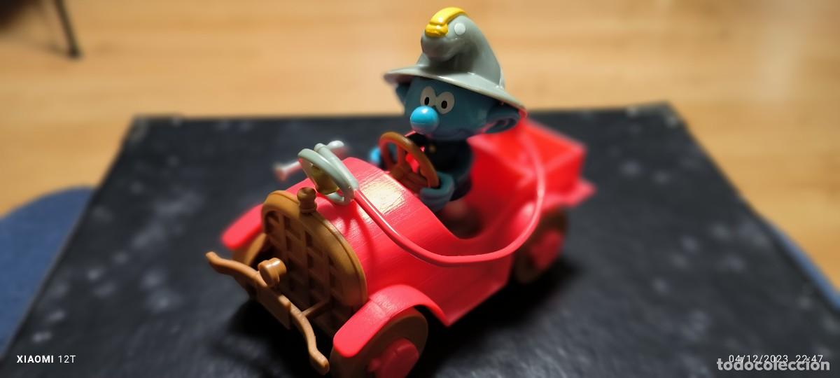Figuras de goma y PVC: BOMBERO Y COCHE DE BOMBEROS - Foto 1