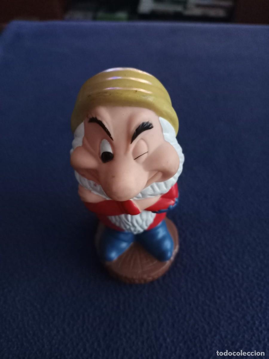 Figuras de goma y PVC: Mu&ntilde;eco enanito blancanieves - Foto 1