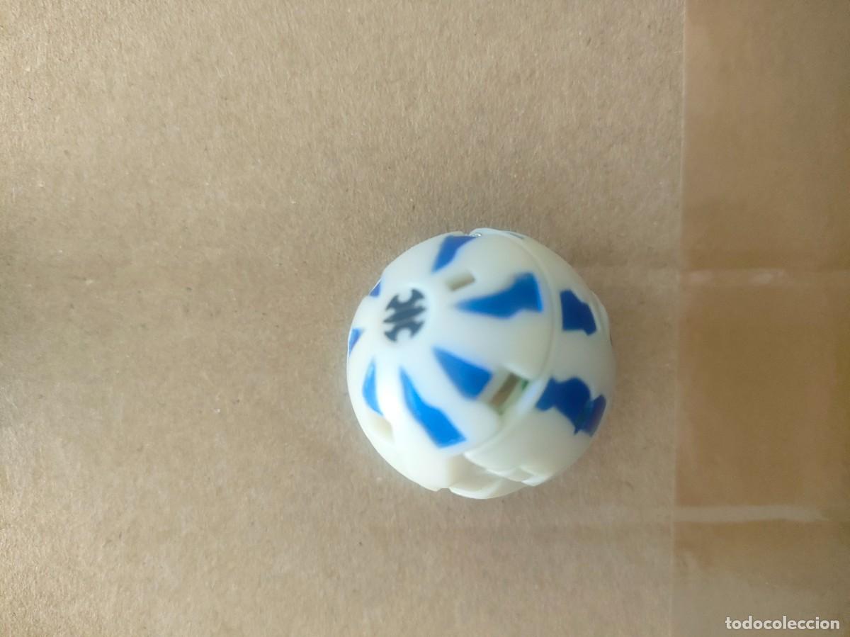 Figuras de goma y PVC: Bakugan - Foto 1