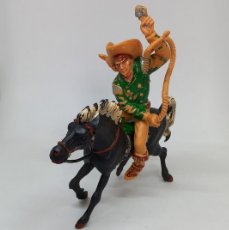 Figuras de Goma y PVC: LAFREDO DIFÍCIL COWBOY VAQUERO CON LÁTIGO JINETE A CABALLO SERIE GRANDE +/- 10 CM OESTE 60'S PTOY