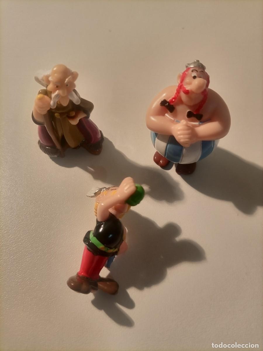 Figuras de goma y PVC: 3 figuritas de pl&aacute;stico de Asterix, Ob&eacute;lix - Foto 1