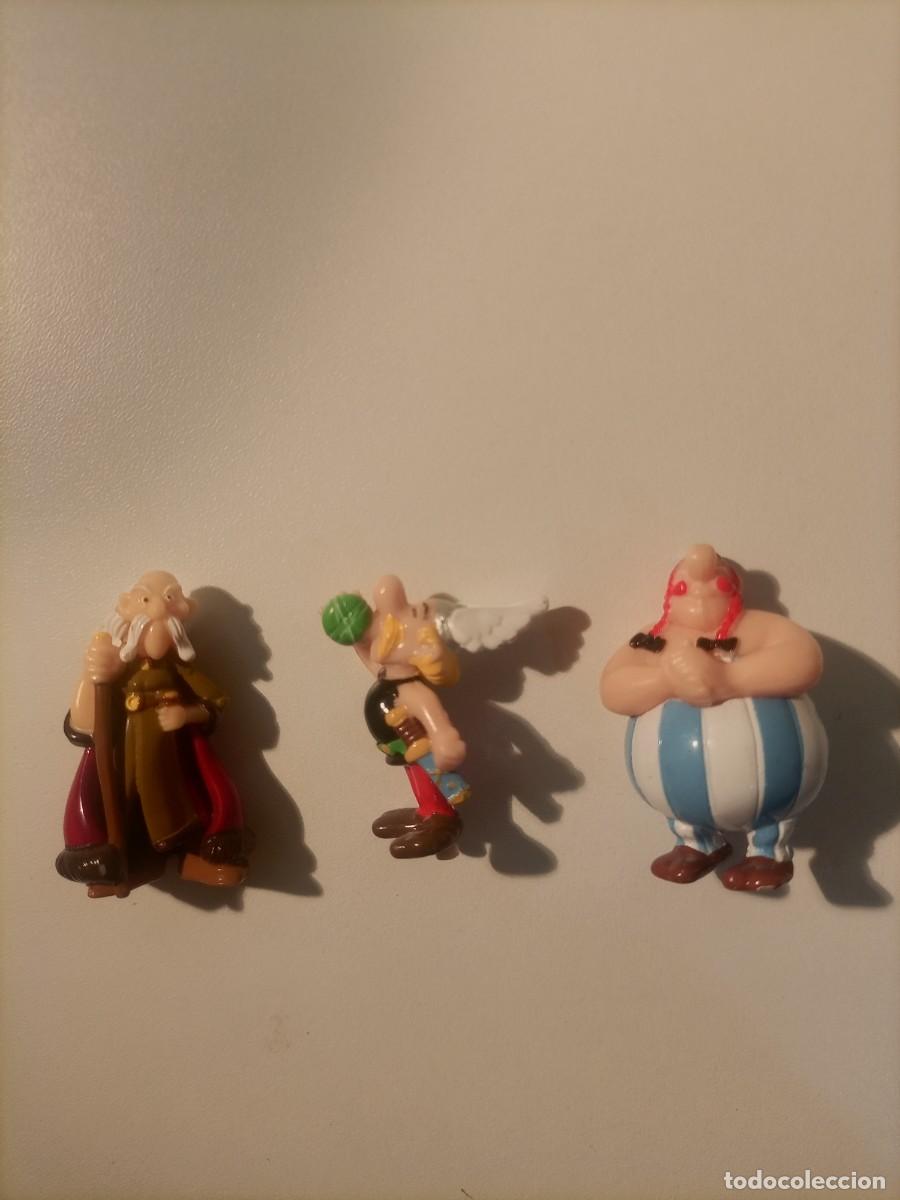 Figuras de goma y PVC: 3 figuritas de pl&aacute;stico de Asterix, Ob&eacute;lix - Foto 2