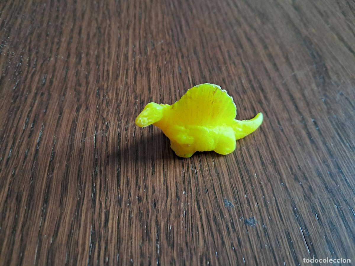 Figuras de goma y PVC: figura de pl&aacute;stico de dinosaurio. - Foto 2