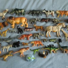 Figuras de Goma y PVC: LOTE DE 42 ANIMALES DE PVC Y GOMA: DINOSAURIOS, SALVAJES... VER FOTOGRAFÍAS