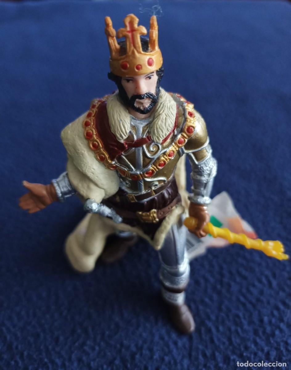Figuras de goma y PVC: Figura goma rey medieval - Foto 1