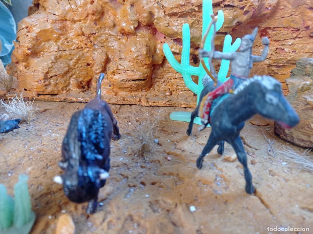 Figuras de goma y PVC: Indio de goma y bisonte - Foto 2