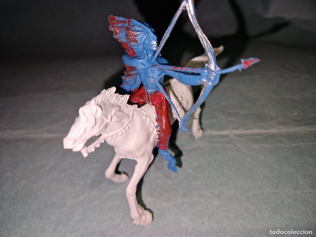 Figuras de goma y PVC: INDIO Y CABALLO FIGURA OESTE - Foto 1