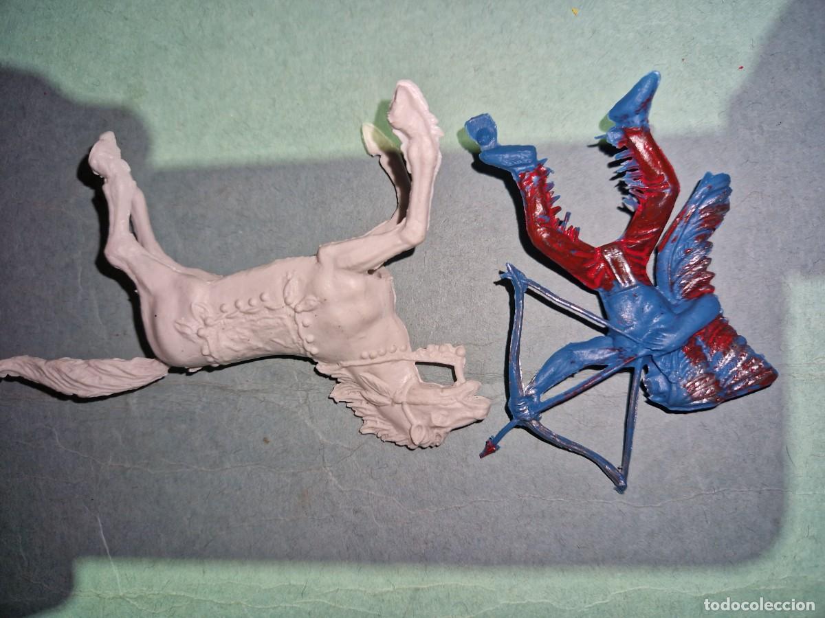 Figuras de goma y PVC: INDIO Y CABALLO FIGURA OESTE - Foto 2