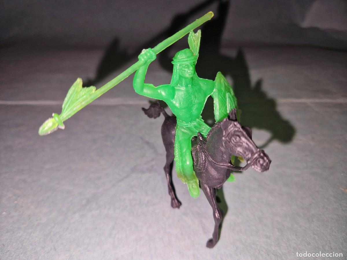 Figuras de goma y PVC: INDIO A CABALLO DE COMANSI - Foto 1