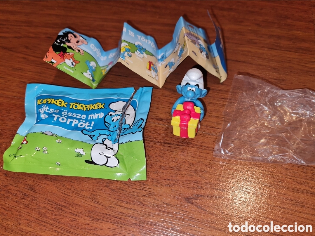 Figuras de Goma y PVC: Figura pvc goma pitufo caja regalo sobre sorpresa colecci&oacute;n Holanda Peyo 2009 pitufos smurfs mu&ntilde;eco