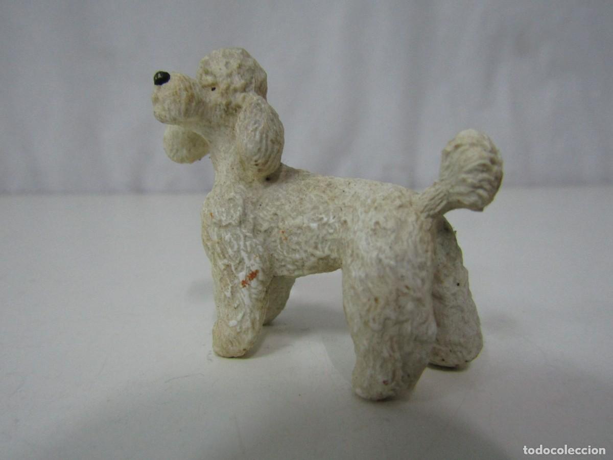 Figuras de goma y PVC: PERRO CANICHE DE PVC DE BULLYLAND - Foto 2