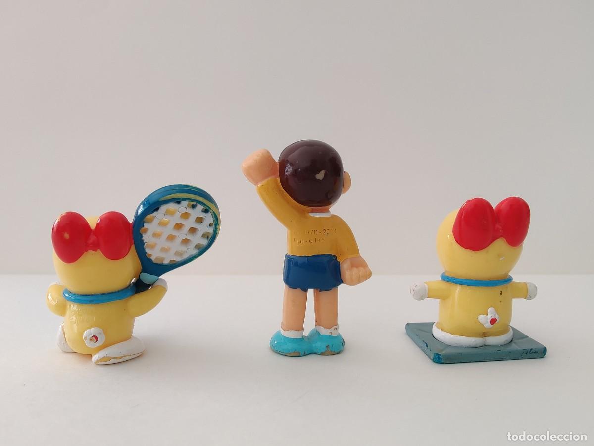 Figuras de goma Kinder: Mu&ntilde;ecos Nobita Y Doraemon - Foto 3
