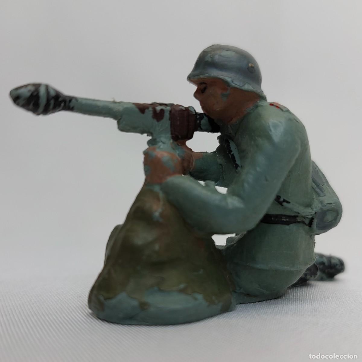Figuras de goma y PVC: FIGURA DE SOLDADO ALEMAN. PECH. - Foto 2
