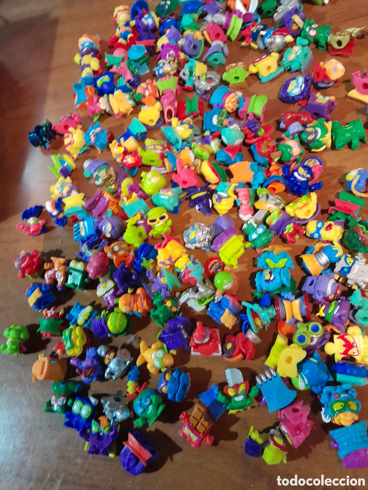 Figuras de goma y PVC: Lote s&uacute;per things juguete - Foto 1