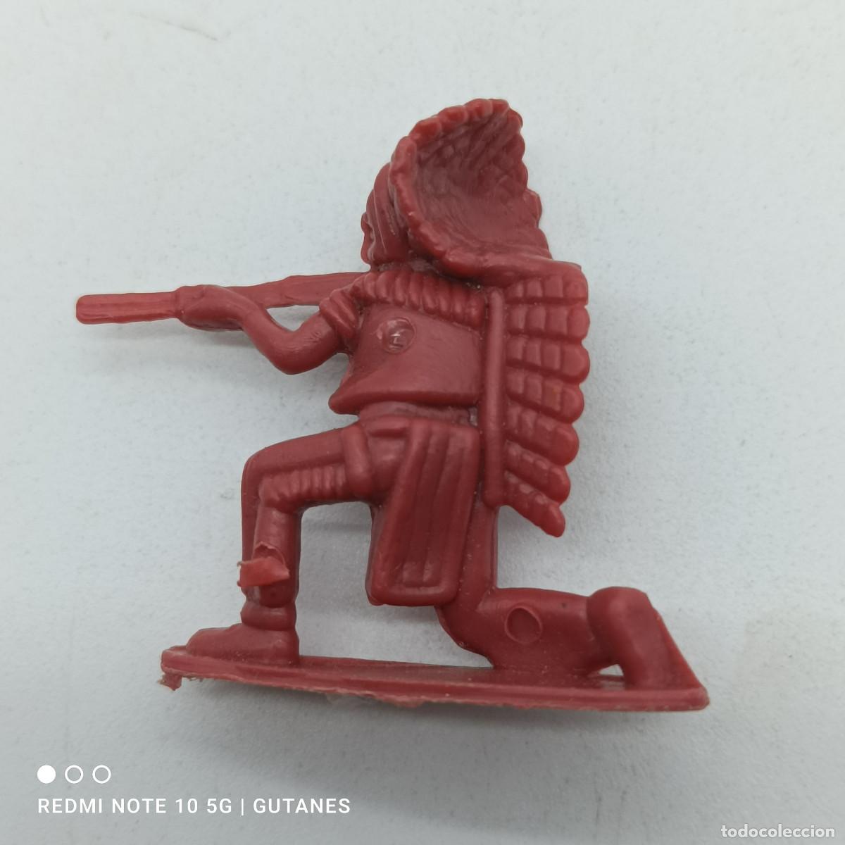 Figuras de goma y PVC: FIGURA INDIO ROJO - Foto 2