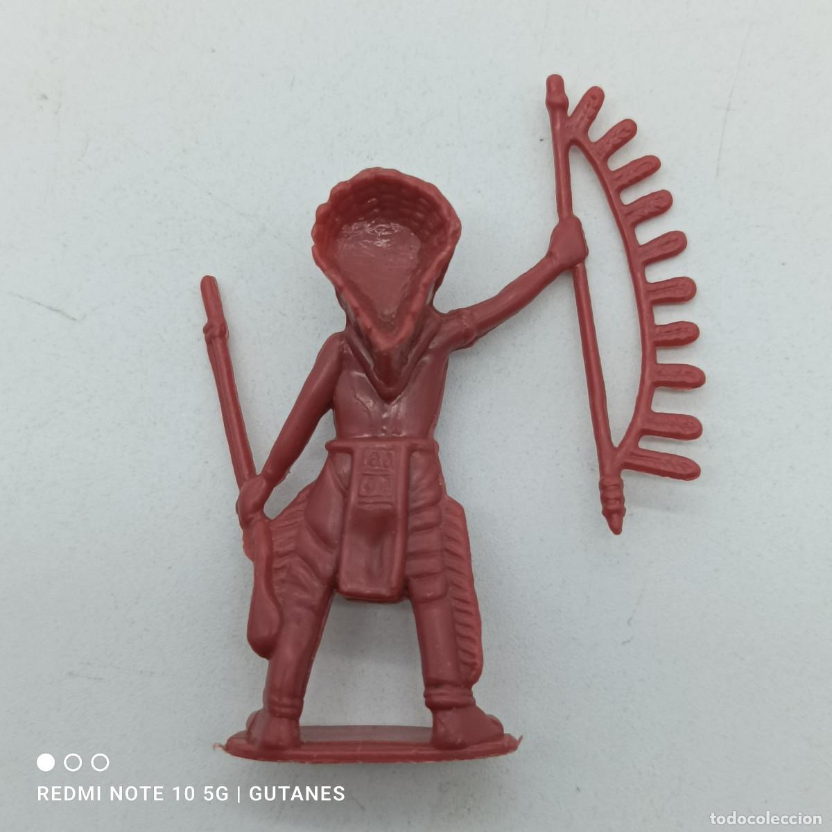 Figuras de goma y PVC: FIGURA INDIO ROJO - Foto 2