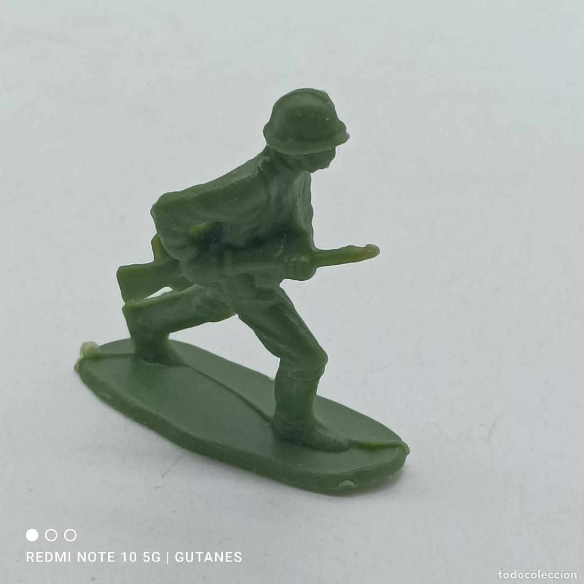 Figuras de goma y PVC: FIGURA SOLDADO VERDE - Foto 1