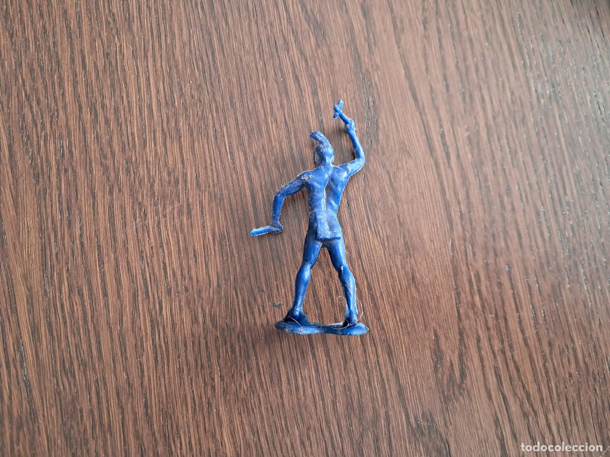 Figuras de goma y PVC: figura de pl&aacute;stico, del oeste, indio con hacha y cuchillo. - Foto 2
