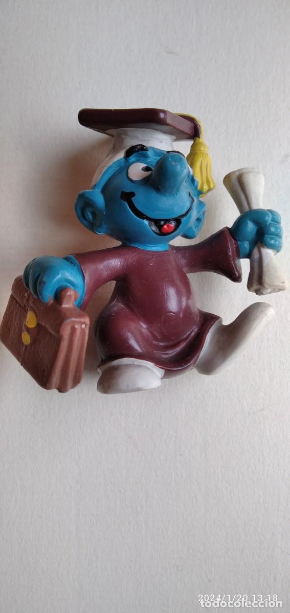 Figuras de goma y PVC: PITUFO-SMURF GRADUADO,PEYO *** - Foto 1