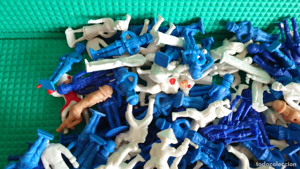 Figuras de goma y PVC: LOTE FIGURAS - Foto 2