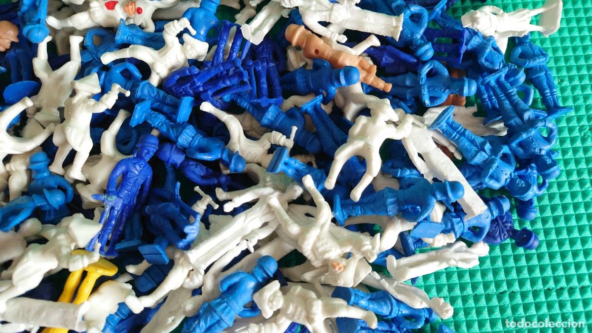 Figuras de goma y PVC: LOTE FIGURAS - Foto 4