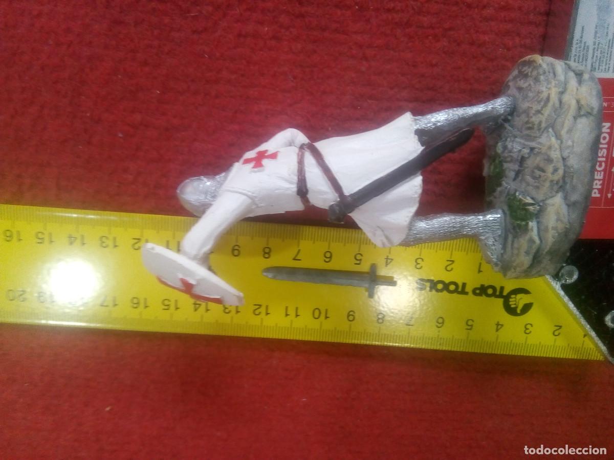 Figuras de goma y PVC: CABALLERO MEDIEVAL - Foto 4