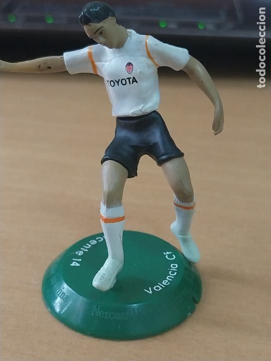 Figure di Gomma e PVC: VICENTE VALENCIA FIGURA PVC CON PEANA 5,5CM ALTO FTCHAMPS *