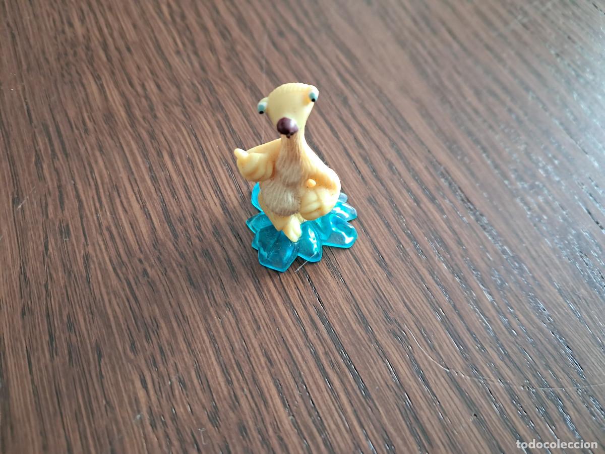 Figuras de goma Kinder: figura de pl&aacute;stico, Ice age, Sid. kinder. - Foto 3