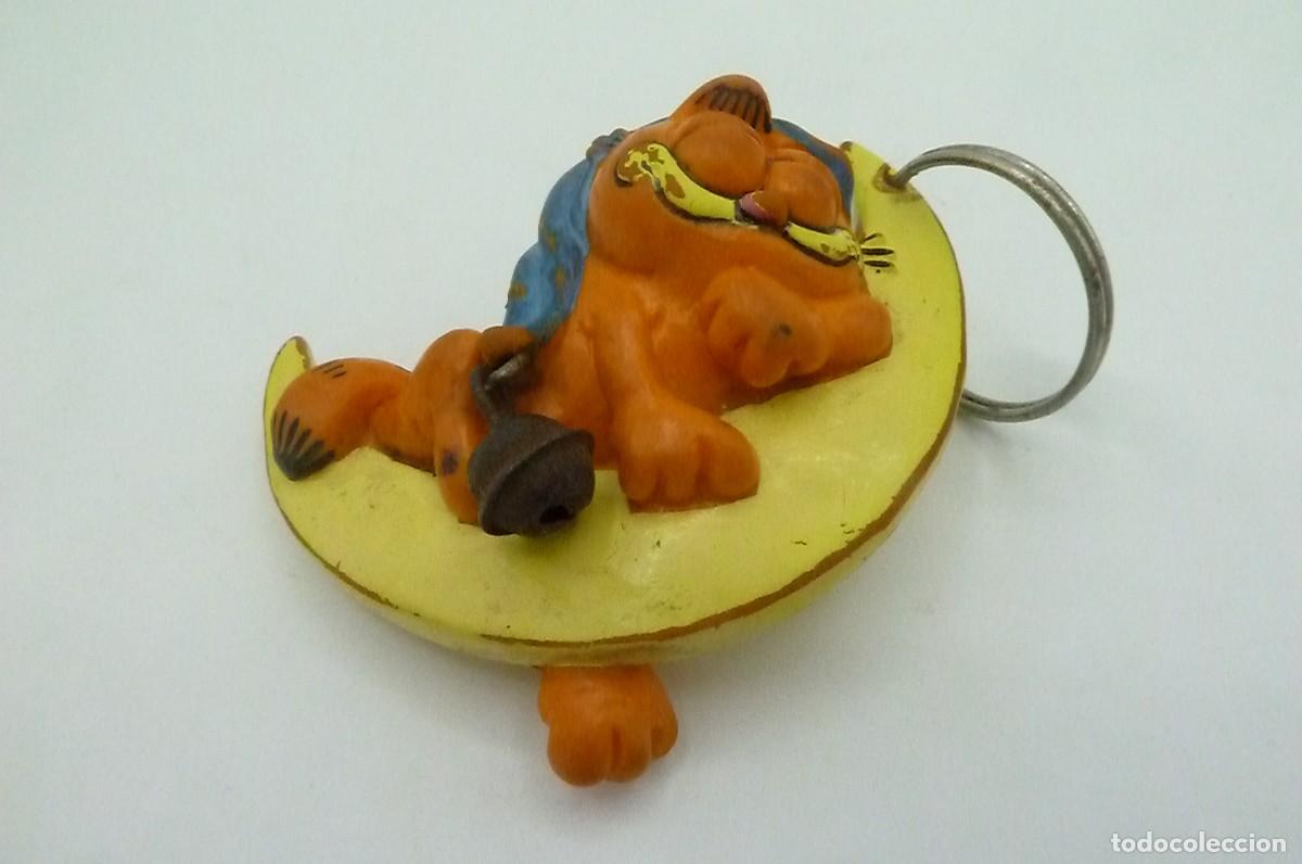 Figuras de goma y PVC: Garfield dormido en Luna. Bully 1981 - Foto 3