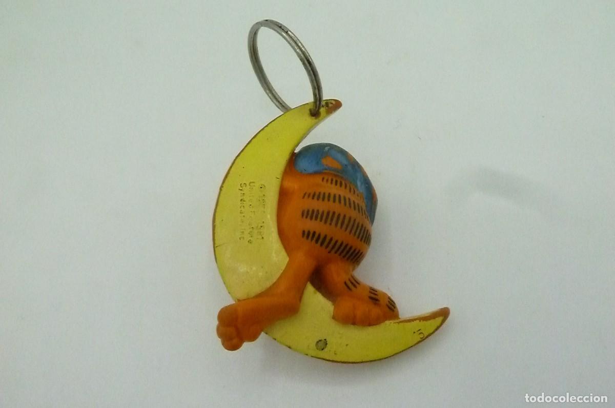 Figuras de goma y PVC: Garfield dormido en Luna. Bully 1981 - Foto 4