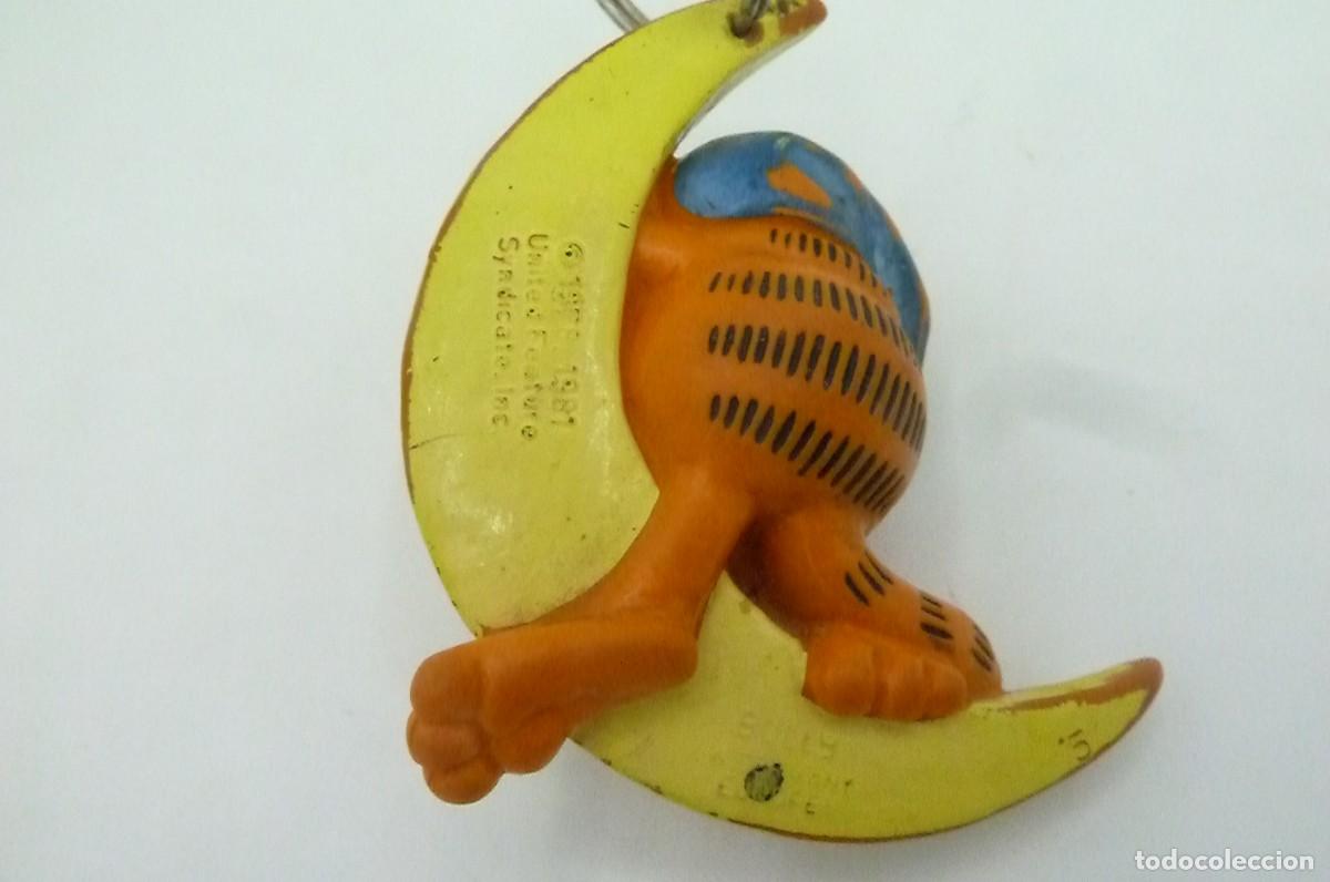 Figuras de goma y PVC: Garfield dormido en Luna. Bully 1981 - Foto 5