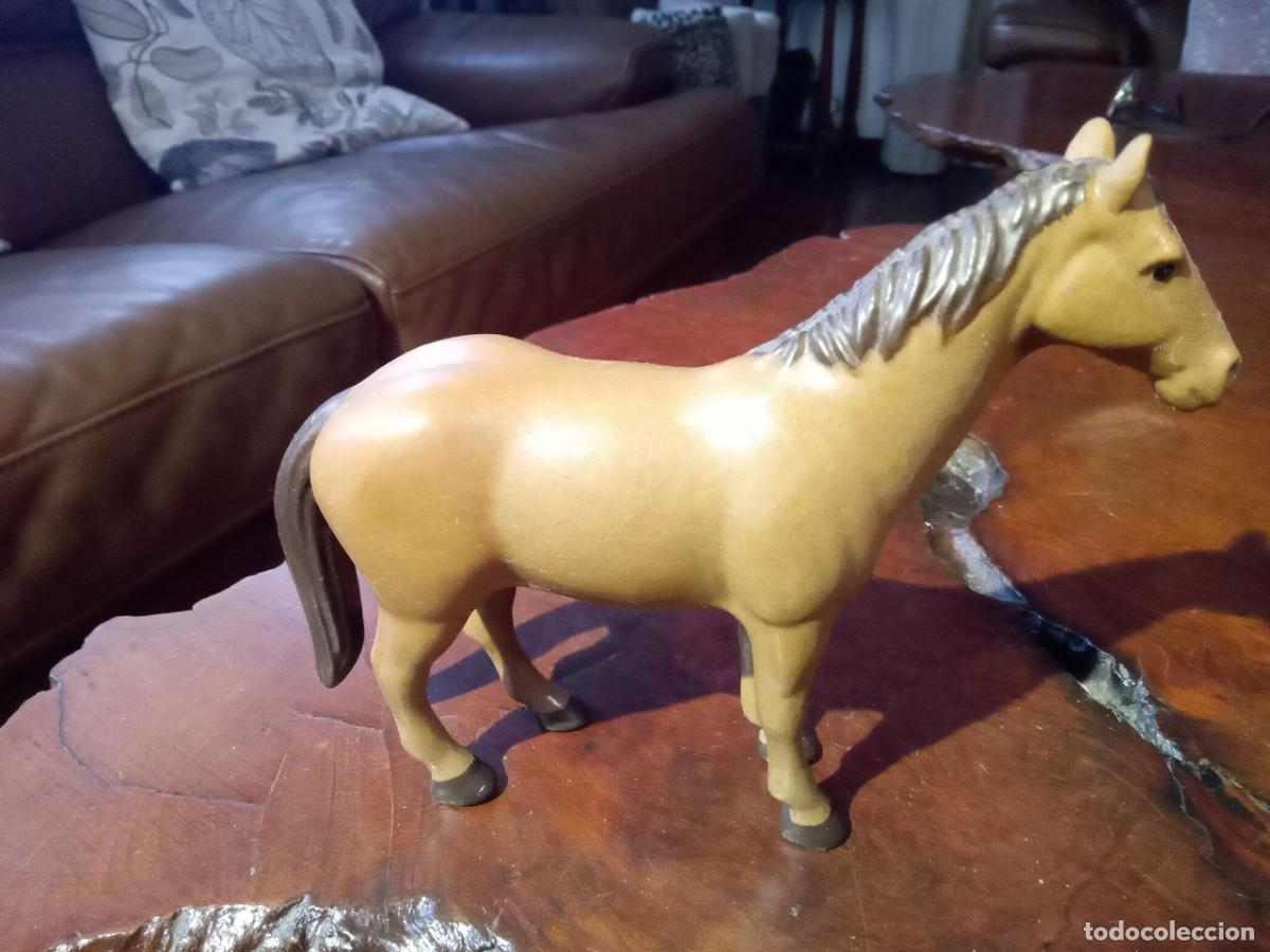Figuras de goma y PVC: CABALLO BRUDER 2006 GERMANY - Foto 2