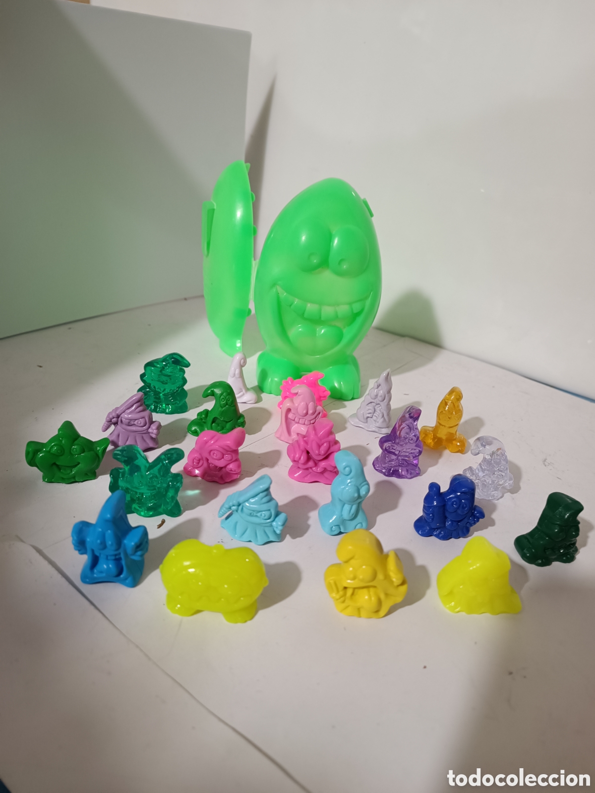 Figuras de goma y PVC: Gog&oacute;s de Magic Box - Foto 2