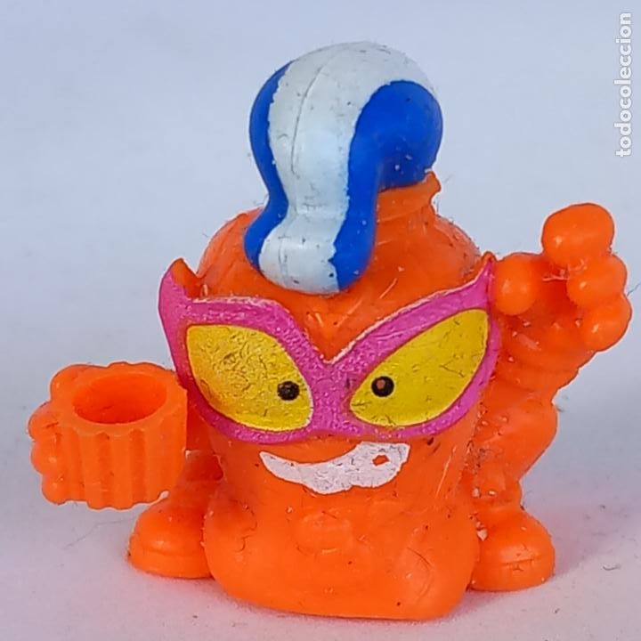 Figuras de Goma y PVC: Superzings PLANTERRIBLE SuperThings Serie 8