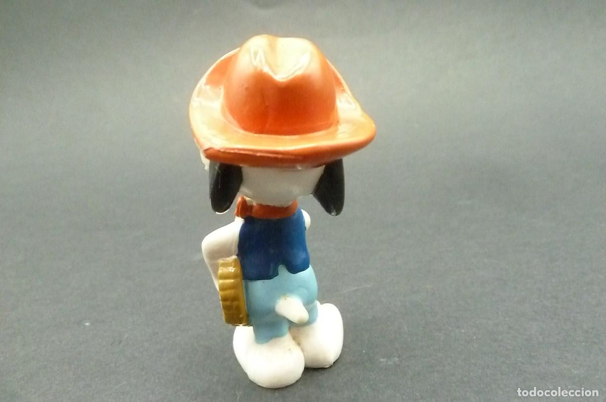 Figuras de goma y PVC: Snoopy tocando guitarra. - Foto 4