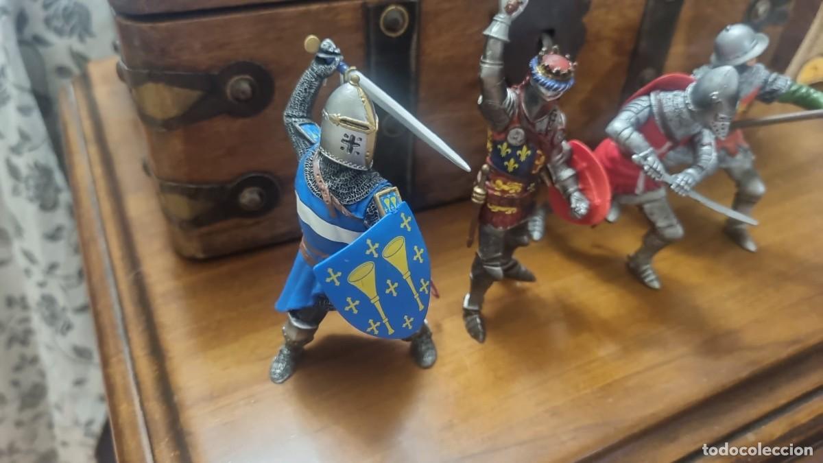Figuras de goma y PVC: Pack caballeros COMANSI, nuevos. - Foto 2