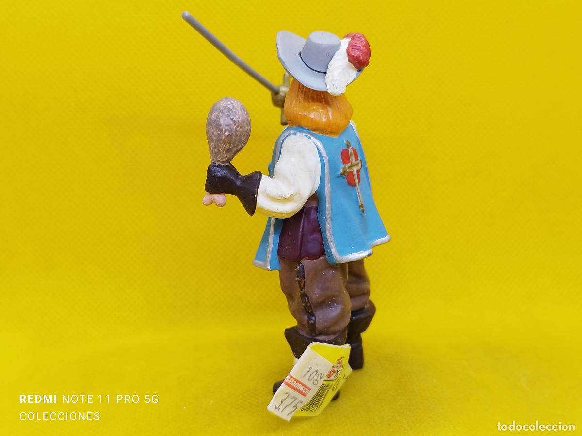Figuras de goma y PVC: Plastoy mosquetero nuevo - Foto 3