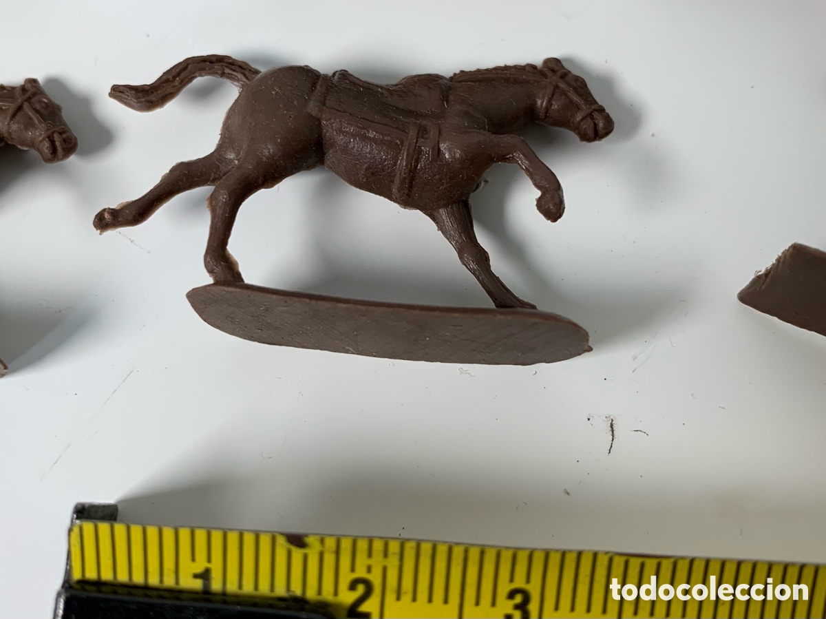 Figuras de goma y PVC: 01_Lote caballos tipo Comansi - Foto 4