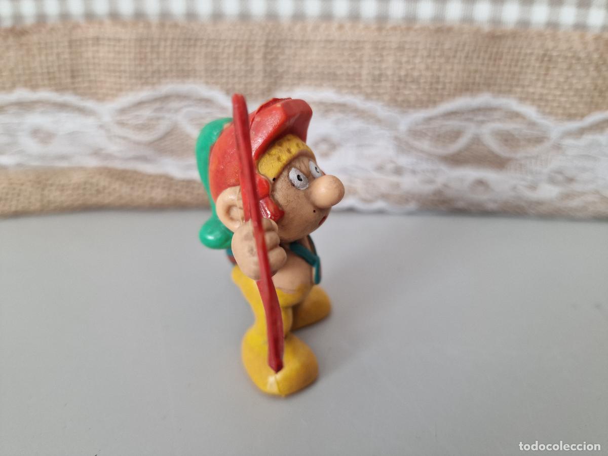 Figuras de goma y PVC: ANTIGUO PITUFO ROMANO - Foto 4