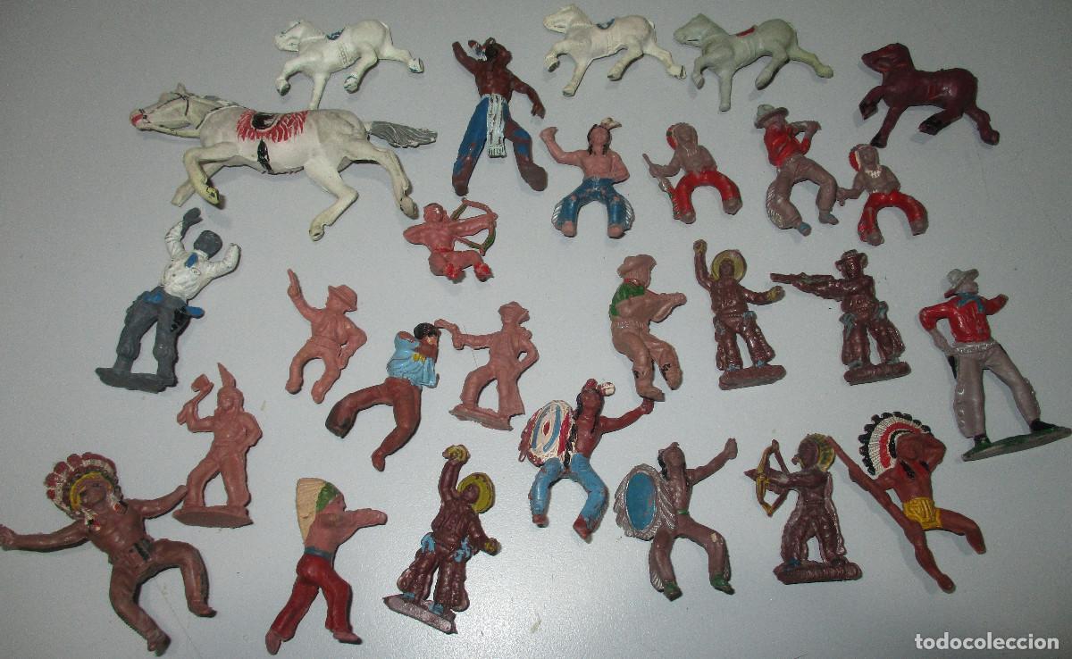 Figuras de goma y PVC: Lote de indios y vaqueros goma, 40 mm, de LAFREDO - Foto 3