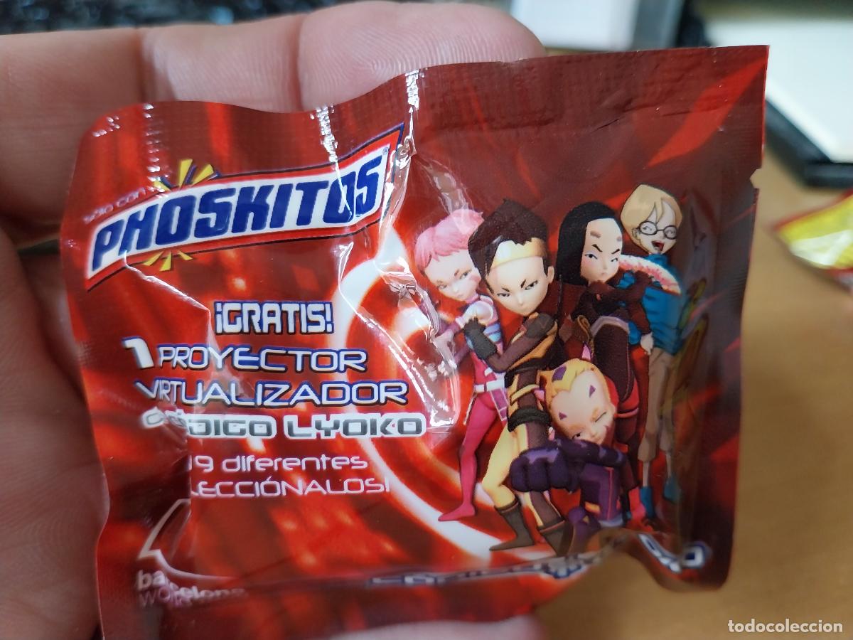Figuras de Goma y PVC: PHOSKITOS C&Oacute;DIGO LYOKO PROYECTOR VIRTUALIZADOR ** PROMOCIONAL PASTELITOS EN BLISTER SIN ABRIR 2007